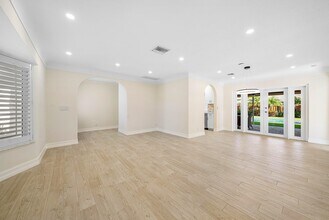1061 NW 3rd St in Boca Raton, FL - Building Photo - Building Photo