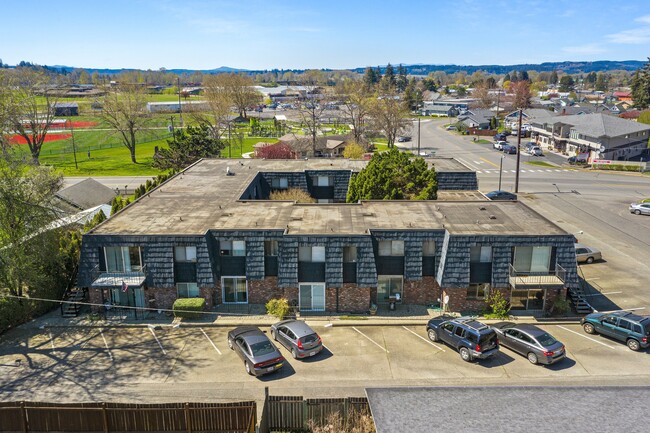 210 SW 13th St in Chehalis, WA - Building Photo - Building Photo