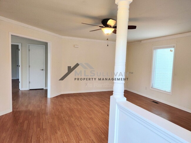 312 Lakeshore Dr in Hillsborough, NC - Building Photo - Building Photo