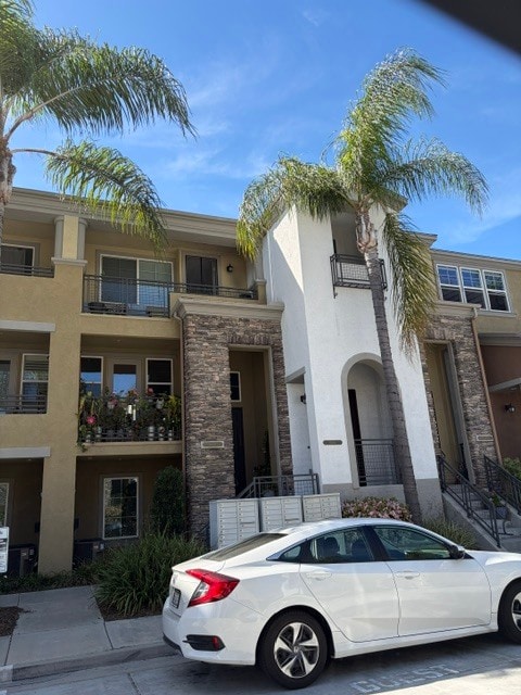 property at 5084 Plaza Promenade