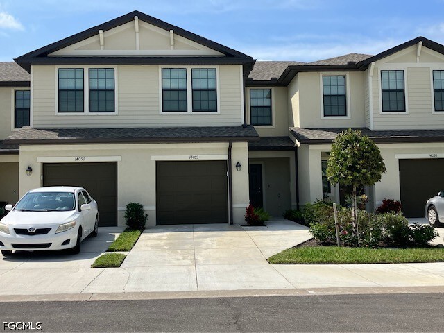 property at 14093 Oviedo Pl