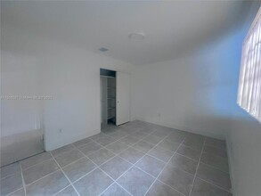 1626 SW 9th St, Unit 1626 in Miami, FL - Building Photo - Building Photo