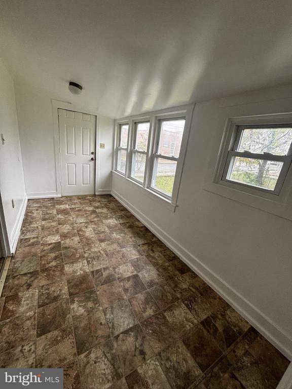 property at 4 E Vine St