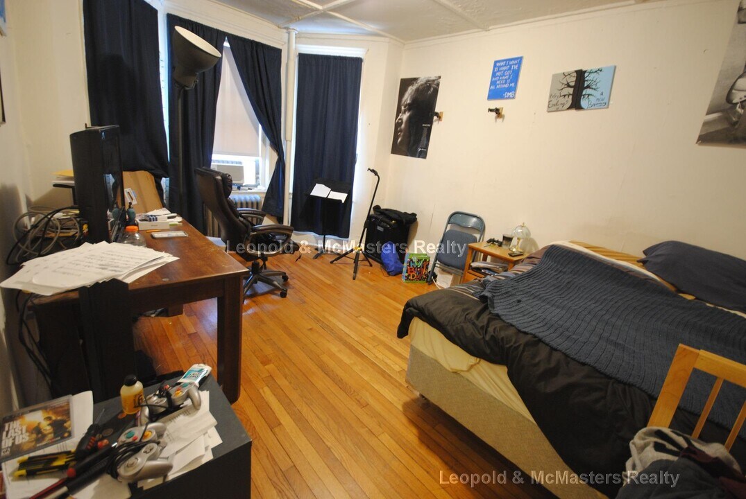 1175 Boylston St, Unit 7 in Boston, MA - Foto de edificio