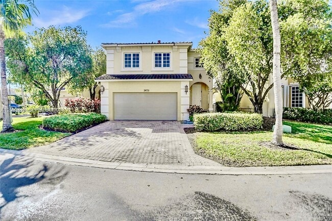21032 NE 32nd Ave in Miami, FL - Building Photo - Building Photo