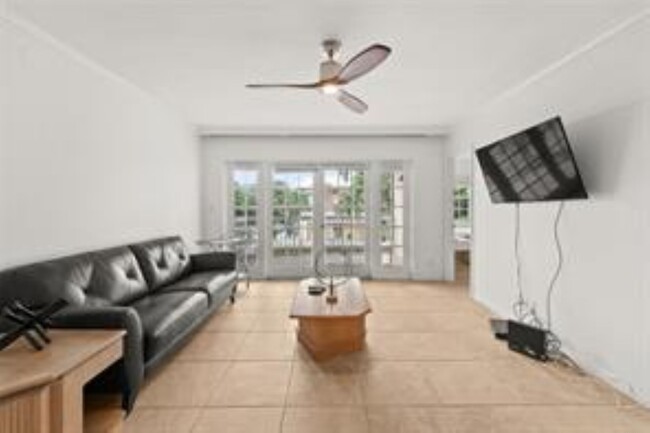 property at 2424 SE 17th St