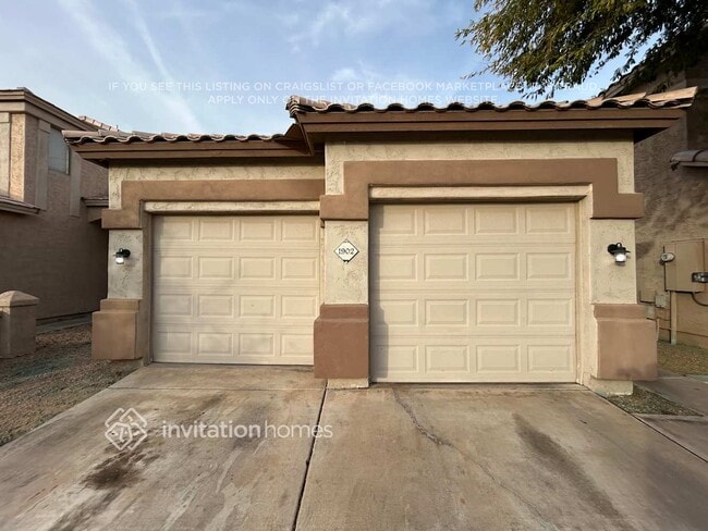 property at 1902 N 106th Ln