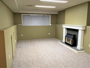 3214 Salt Spring Ave in Coquitlam, BC - Building Photo - Building Photo