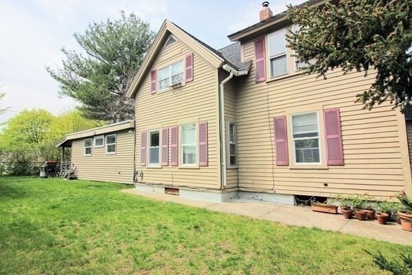 111 Lakewood St in Worcester, MA - Building Photo - Building Photo