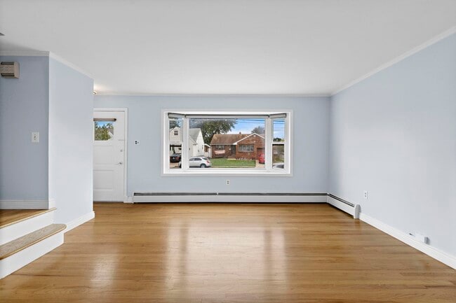 665 9th St in Secaucus, NJ - Building Photo - Building Photo