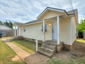 2308 NW 12th St in Oklahoma City, OK - Building Photo - Building Photo