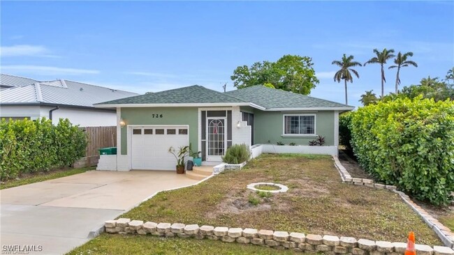 726 109th Ave N in Naples, FL - Building Photo - Building Photo