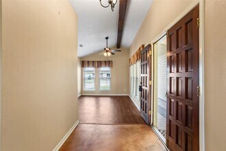 4706 Jefferson Ave in Deer Park, TX - Building Photo - Building Photo