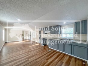 10131 Steven Dr in Polk City, FL - Building Photo - Building Photo