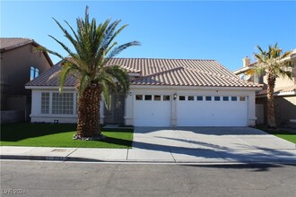 2763 Chokecherry Ave in Henderson, NV - Building Photo - Building Photo