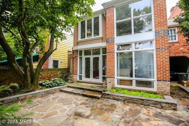 1421 34th St NW in Washington, DC - Building Photo - Building Photo