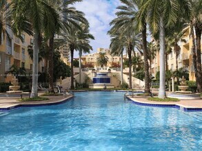 140 Meridian Ave in Miami Beach, FL - Building Photo - Building Photo