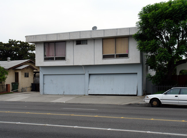 4511 W 120th St in Hawthorne, CA - Building Photo - Building Photo