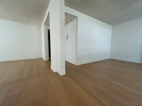 869 St John Cir in Concord, CA - Building Photo - Building Photo