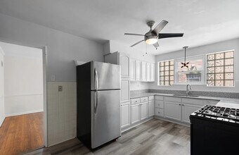 7120 Amherst Ave in University City, MO - Building Photo - Building Photo