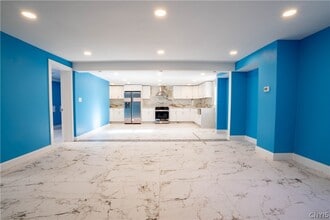 599 Albany St in Little Falls, NY - Foto de edificio - Building Photo