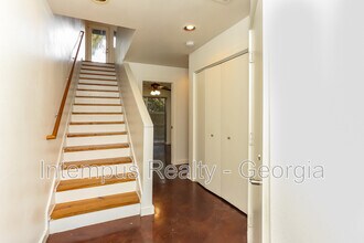 241 Maynard Terrace SE in Atlanta, GA - Building Photo - Building Photo