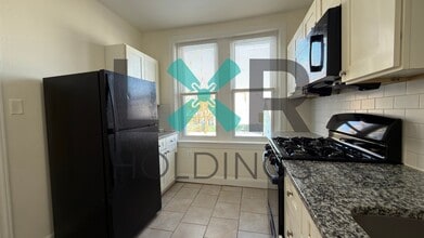 917 Pembroke Ave in East Lansdowne, PA - Building Photo - Building Photo