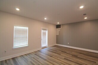 9434 Nature Crk Ln in Bellview, FL - Building Photo - Building Photo