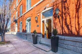 816-820 S 2nd St in Philadelphia, PA - Foto de edificio - Building Photo