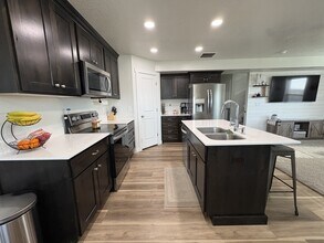 80 E Ginger Gold Rd in Santaquin, UT - Building Photo - Building Photo
