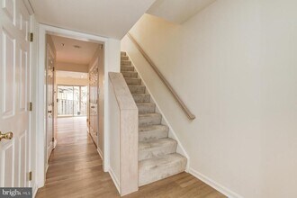 12207 Sleepy Horse Ln in Columbia, MD - Building Photo - Building Photo