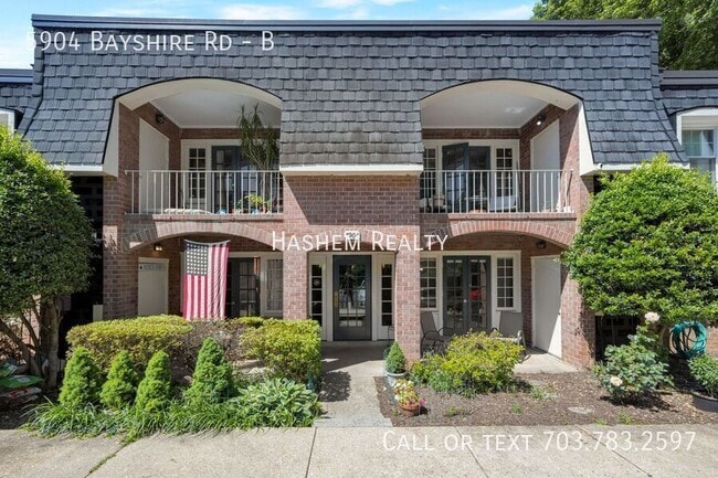 property at 5904 Bayshire Rd