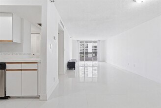 19195 Mystic Pointe Dr in Aventura, FL - Building Photo - Building Photo