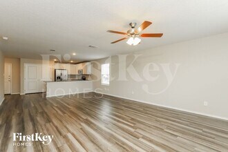 5639 Jasmine Spur in Bulverde, TX - Foto de edificio - Building Photo