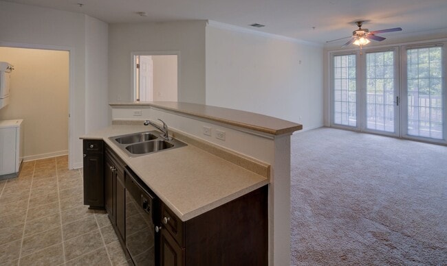 Red Mill Landing Apartment Homes in Virginia Beach, VA - Building Photo - Building Photo