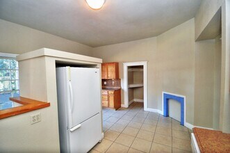 642 W 3rd St in Chico, CA - Building Photo - Building Photo
