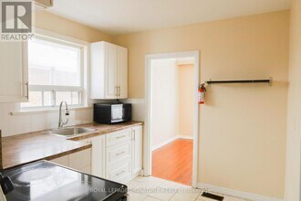 39 Brisco St in Brampton, ON - Building Photo - Building Photo