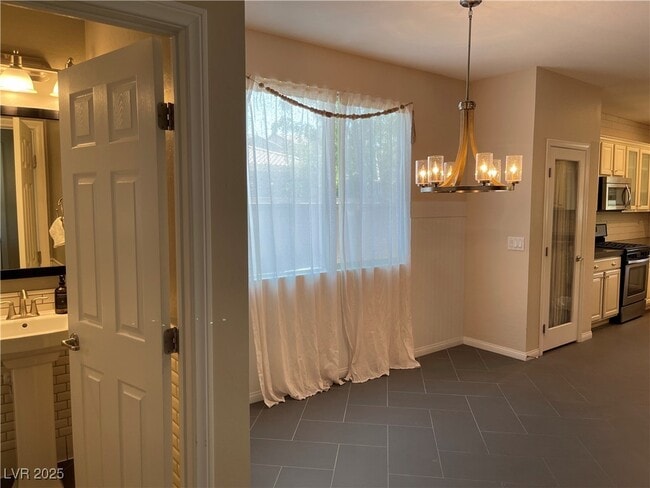 3073 Hushed Sonnet Ave in Henderson, NV - Building Photo - Building Photo