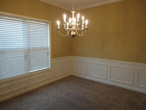 2175 Village Green Dr in Fairburn, GA - Building Photo - Building Photo