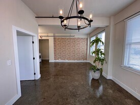 Exchange Building in San Antonio, TX - Building Photo