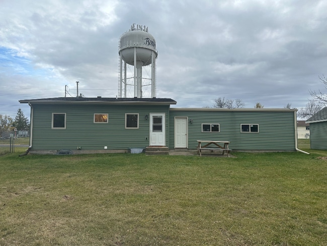 1009 15th St NW in Bemidji, MN - Building Photo - Building Photo