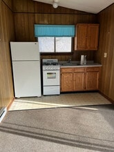 170 Cottage Ln in Stroudsburg, PA - Foto de edificio - Building Photo