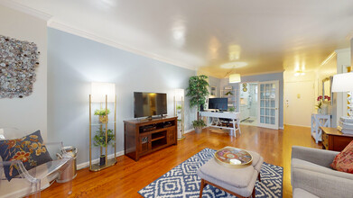 71 Strawberry Hill Ave in Stamford, CT - Building Photo - Building Photo