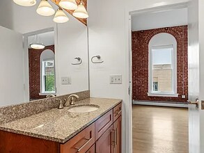547 Congress St in Portland, ME - Building Photo - Building Photo