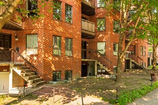 2332-2358 De Lorimier in Montréal, QC - Building Photo