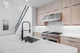 128 Creation in Irvine, CA - Building Photo - Building Photo