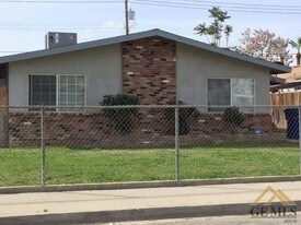 717 Lincoln Ave, Unit A in Bakersfield, CA - Building Photo