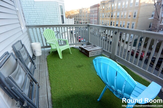 164 Kelton St in Boston, MA - Building Photo - Building Photo