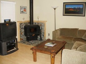 1111 Maxwell Ave, Unit 220 in Boulder, CO - Building Photo