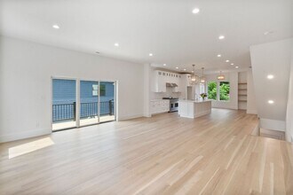 129 French St in Charlotte, NC - Building Photo - Building Photo